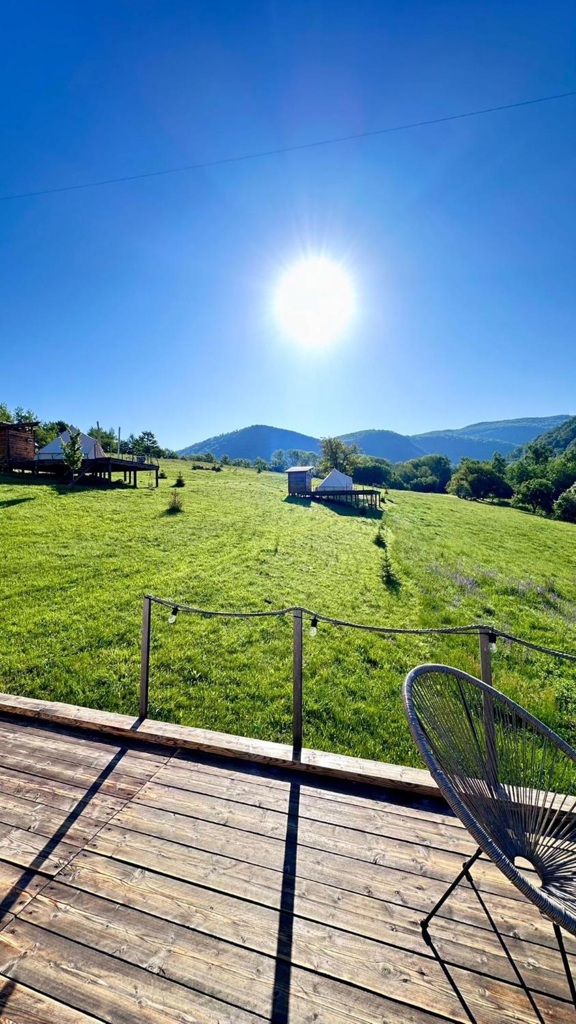 Отель The Hunters Glamping Ciudanovita Экстерьер фото